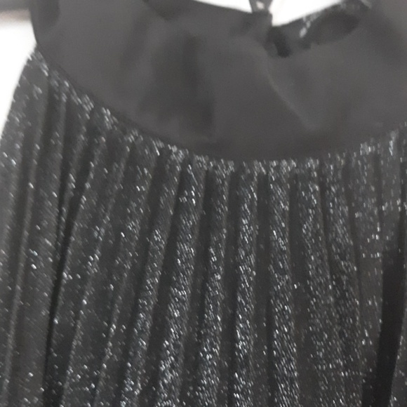 Dress - Picture 2 of 6